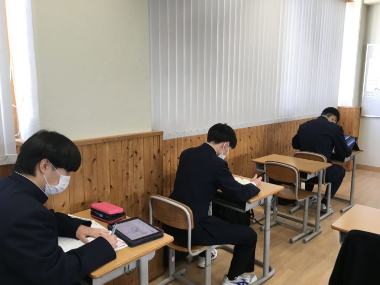 ３学期期末試験(２年生)