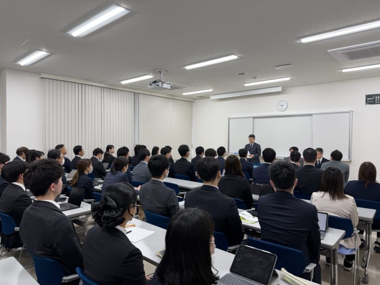 新年度に向けた職員会議を行いました